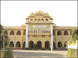 Tourist Hotel
