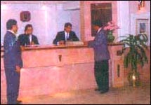 Tourist Deluxe Delhi Hotel