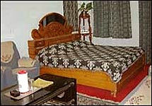Hotel Bharat Niwas