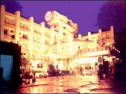 Breeze Chennai Hotel