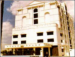 Shan Holiday Inn Chennai Hotel