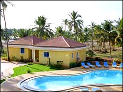 Coconut Grove Hotel