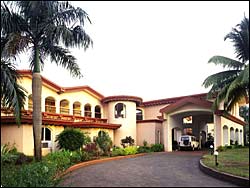 Kenilworth Beach Resort Goa Hotel