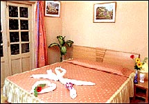 Nizmar Hotel