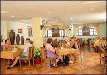Nizmar Hotel